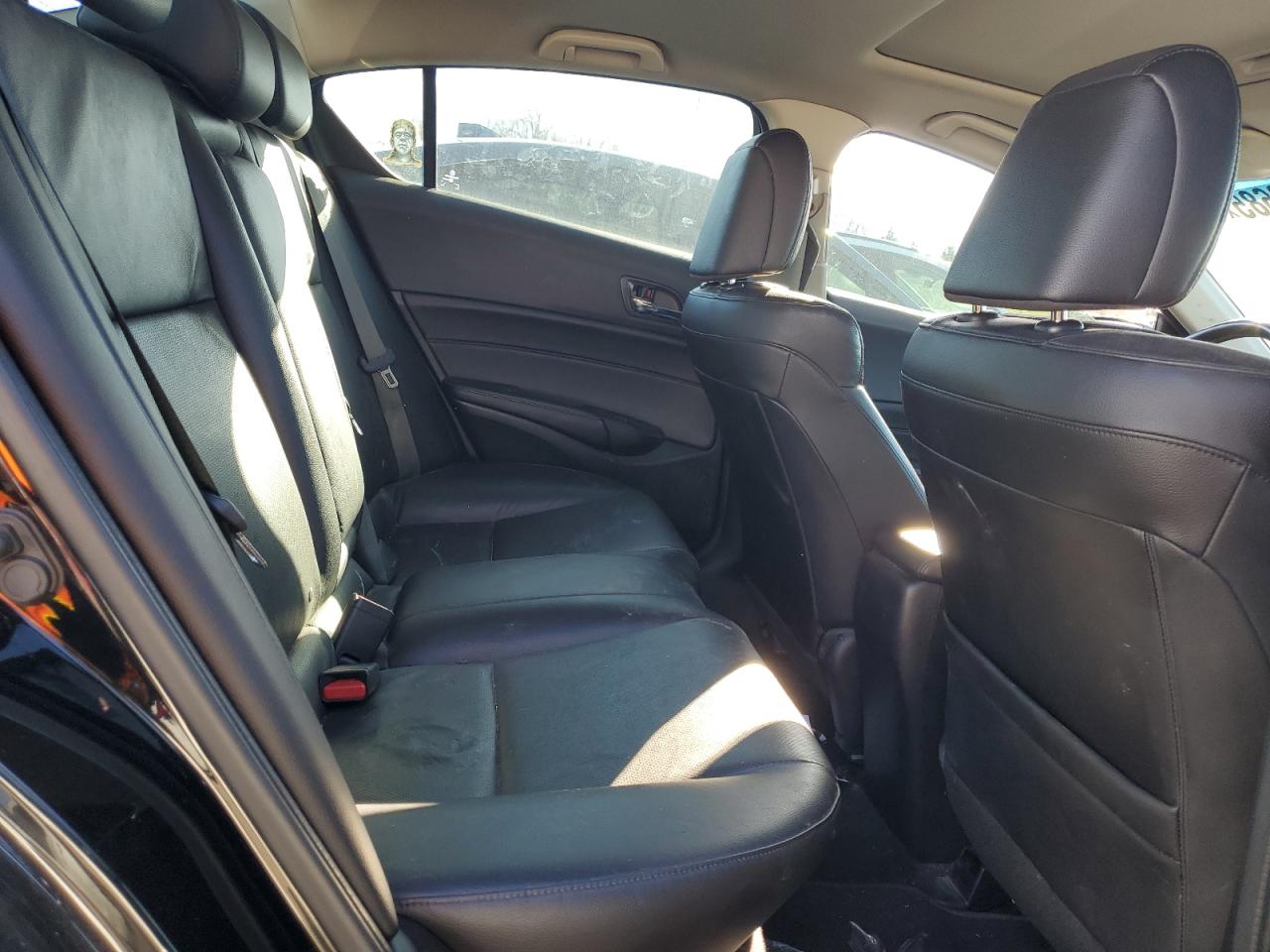 2014 Acura ILX - Image 10