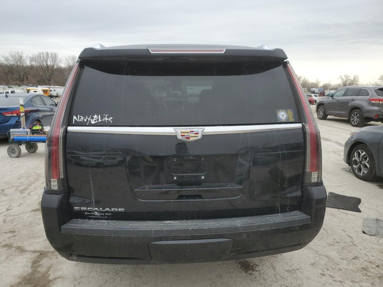 2019 Cadillac Escalade - Image 6