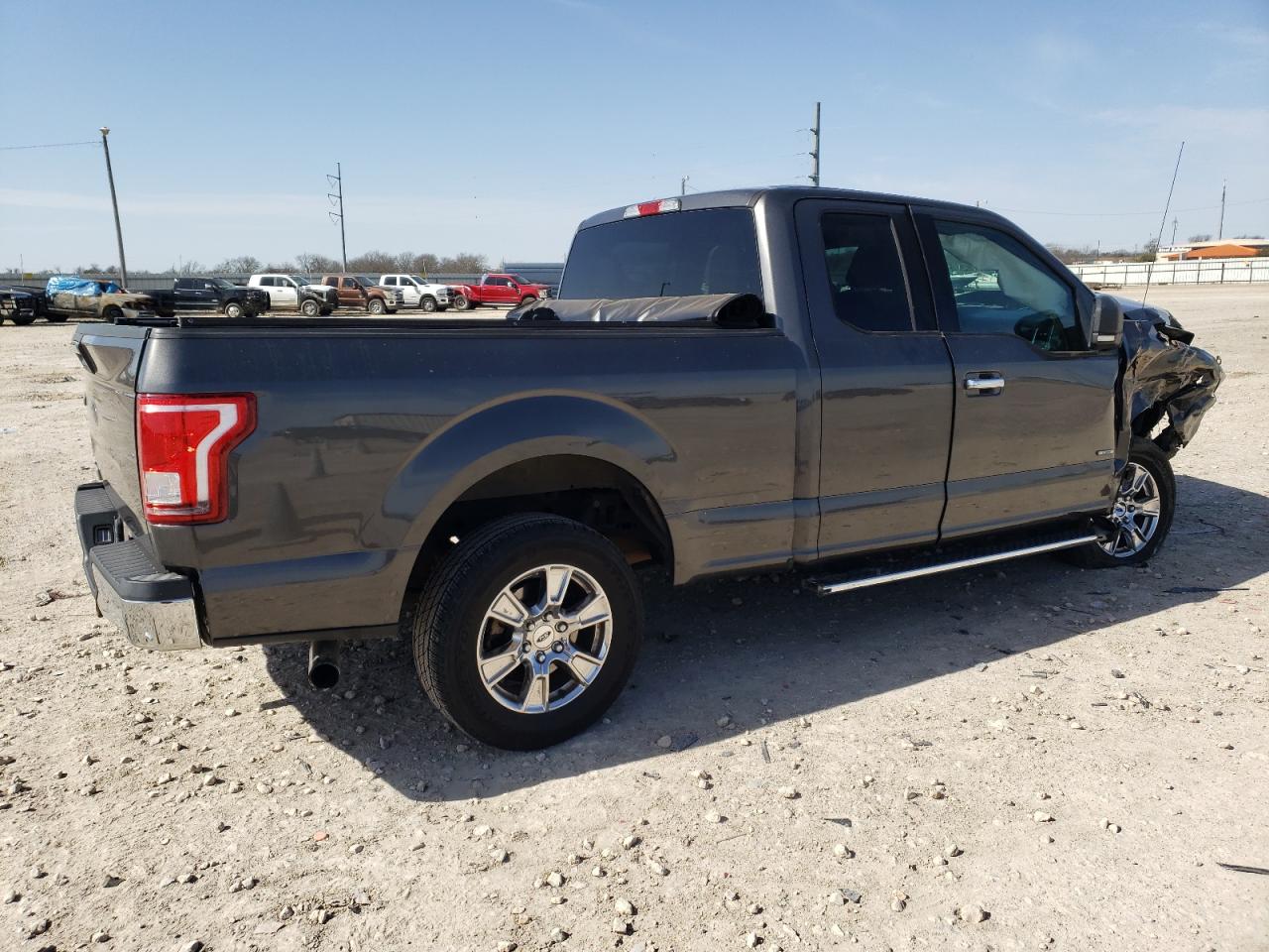 2015 Ford F-150 - Image 3