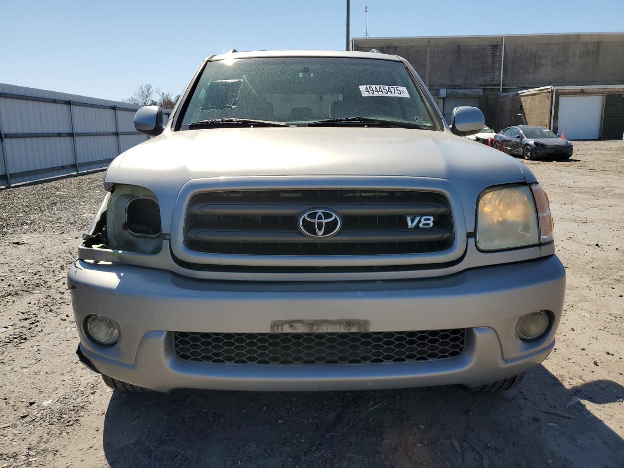 2004 Toyota Sequoia - Image 5