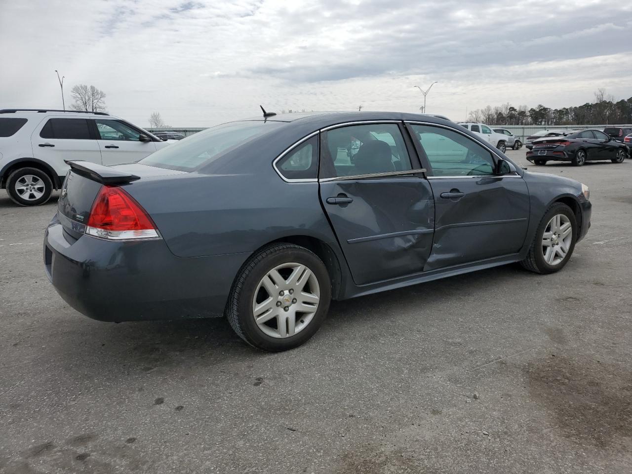 2010 Chevrolet Impala - Image 3