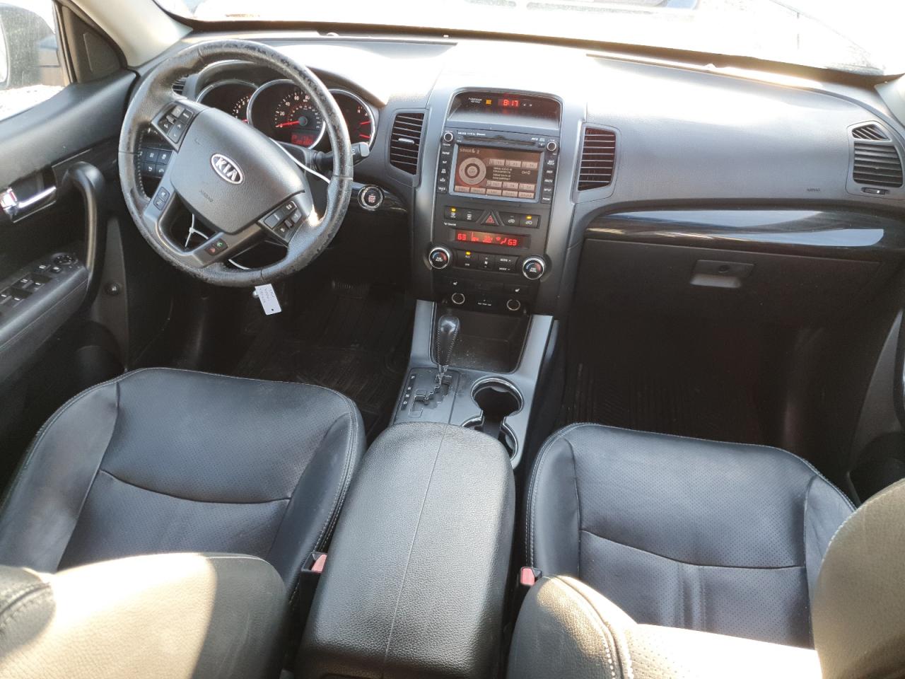 2011 Kia Sorento - Image 8
