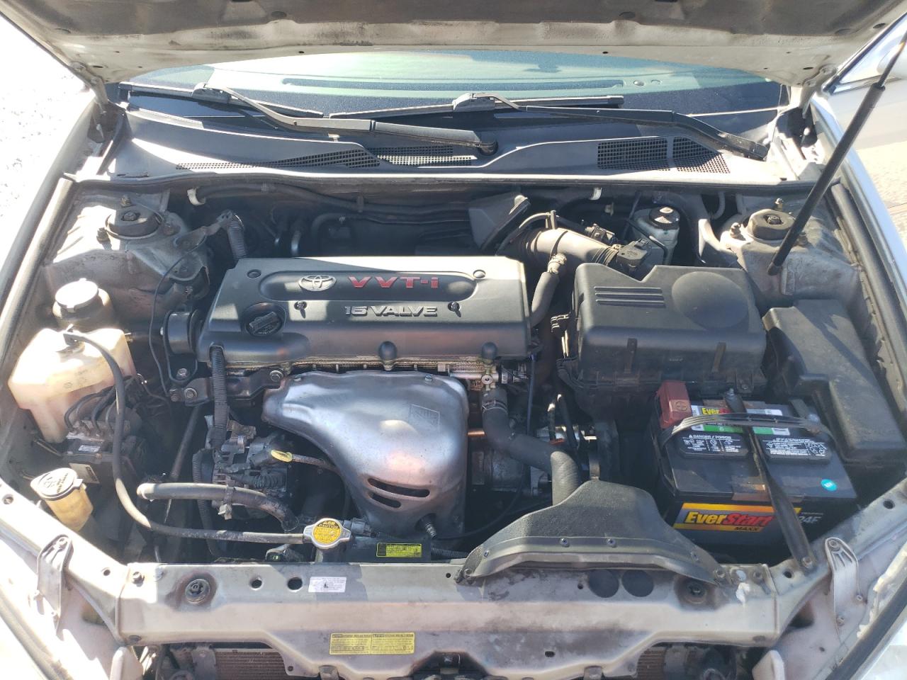 2005 Toyota Camry - Image 11