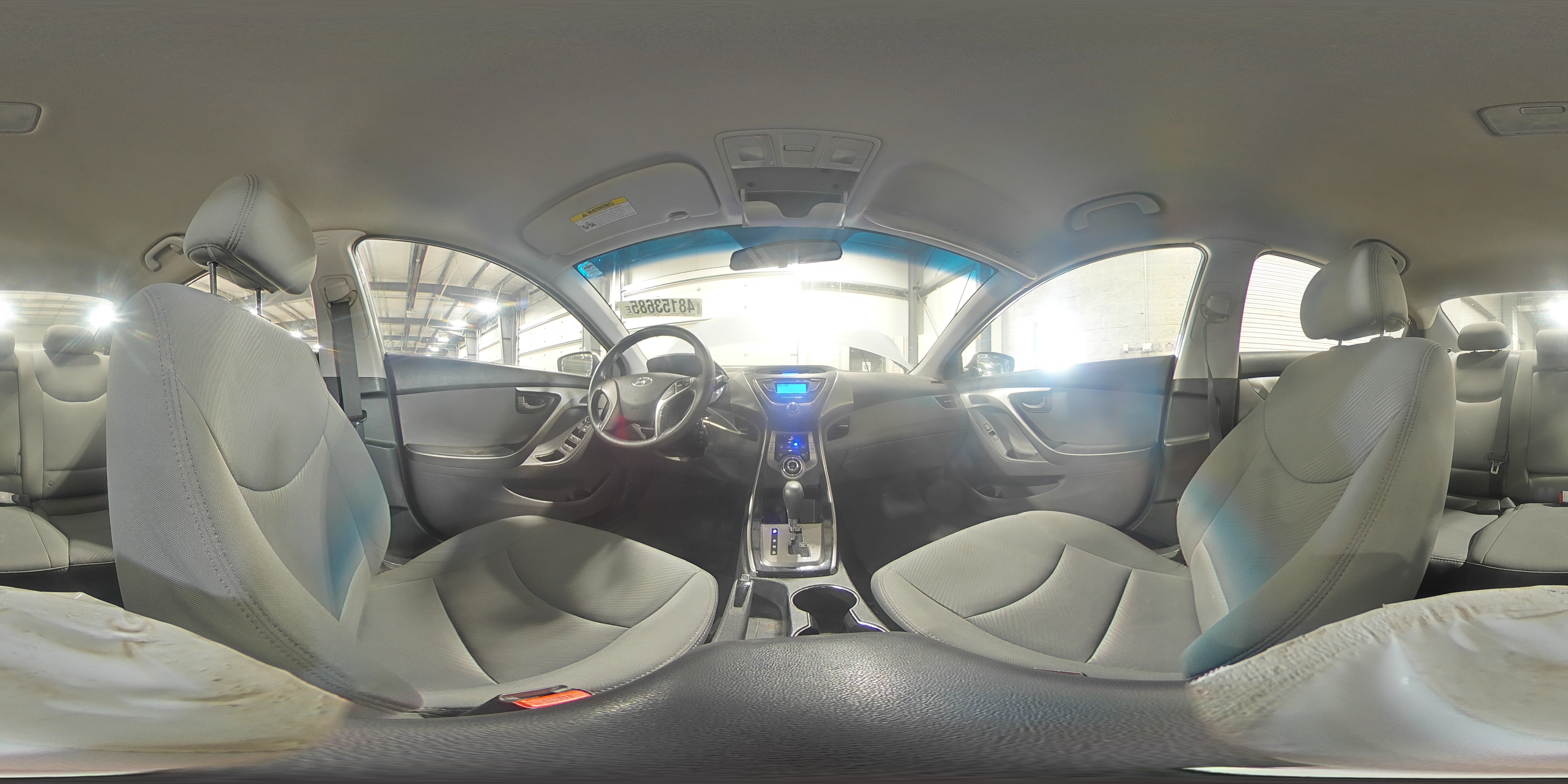 2013 Hyundai Elantra - Image 14