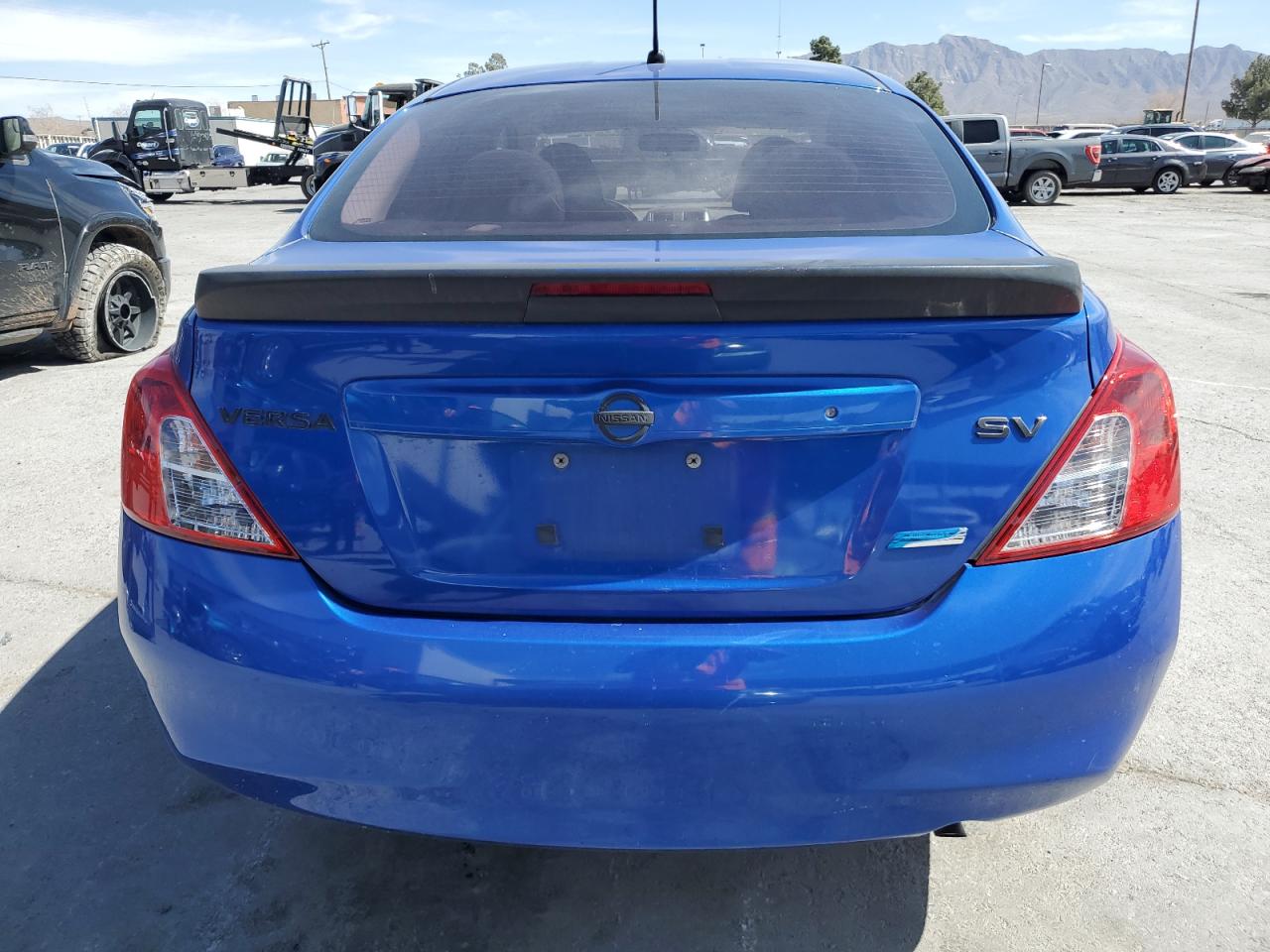 2014 Nissan Versa - Image 6