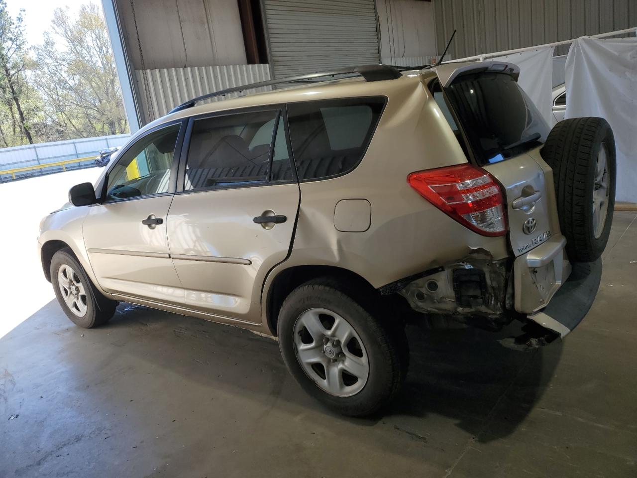 2009 Toyota RAV 4 - Image 2