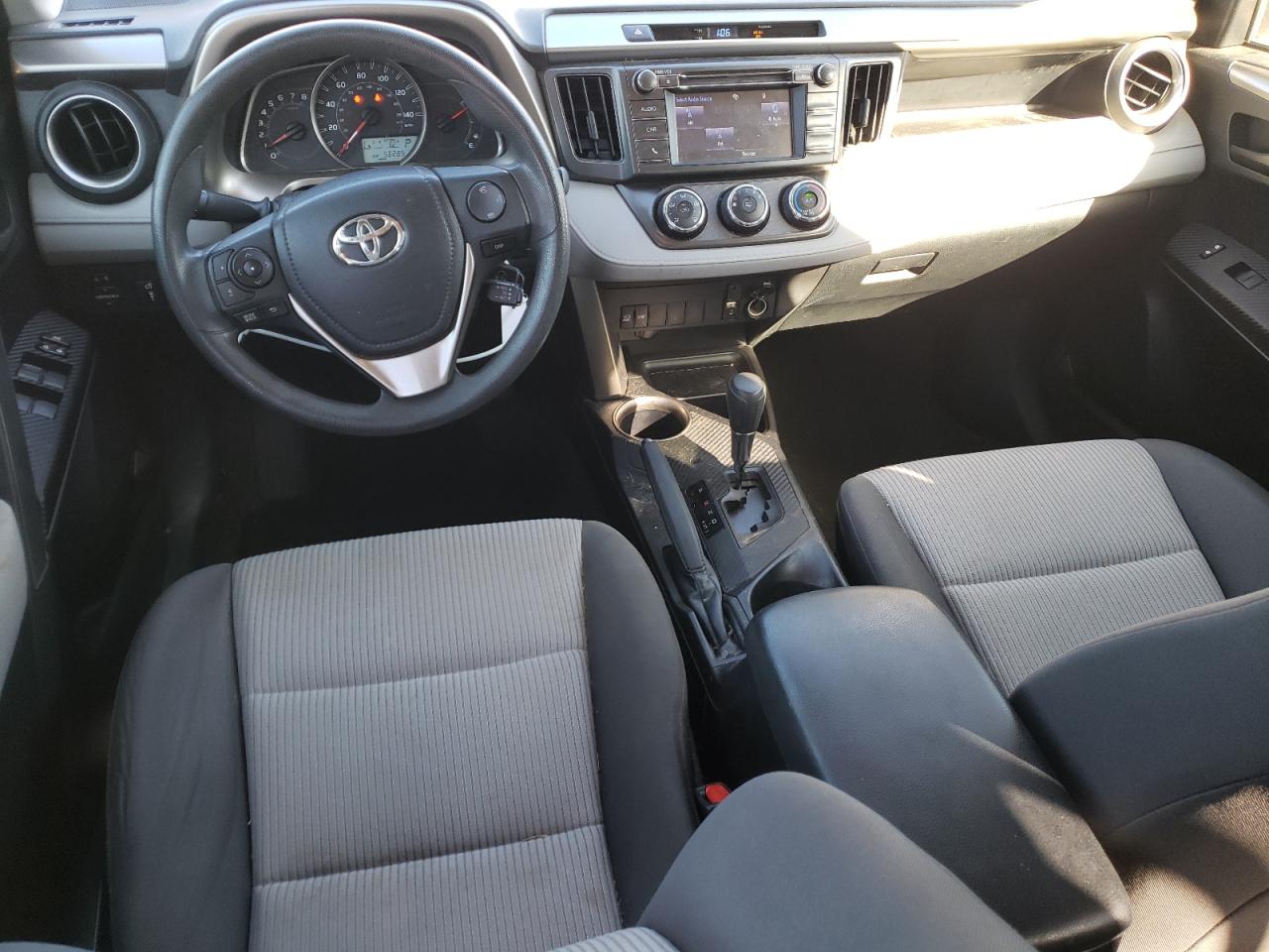 2015 Toyota RAV 4 - Image 8