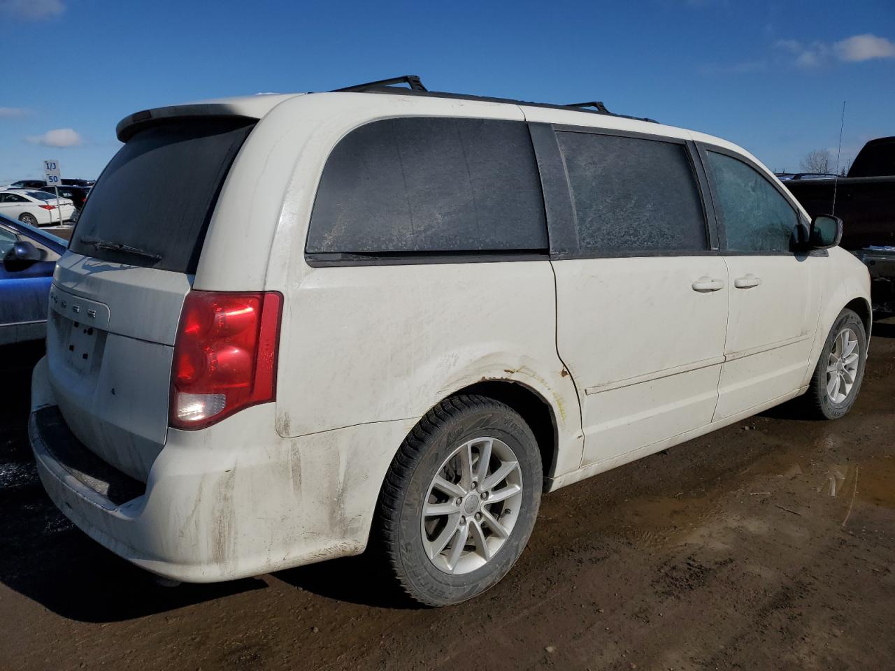 2013 Dodge Caravan - Image 3