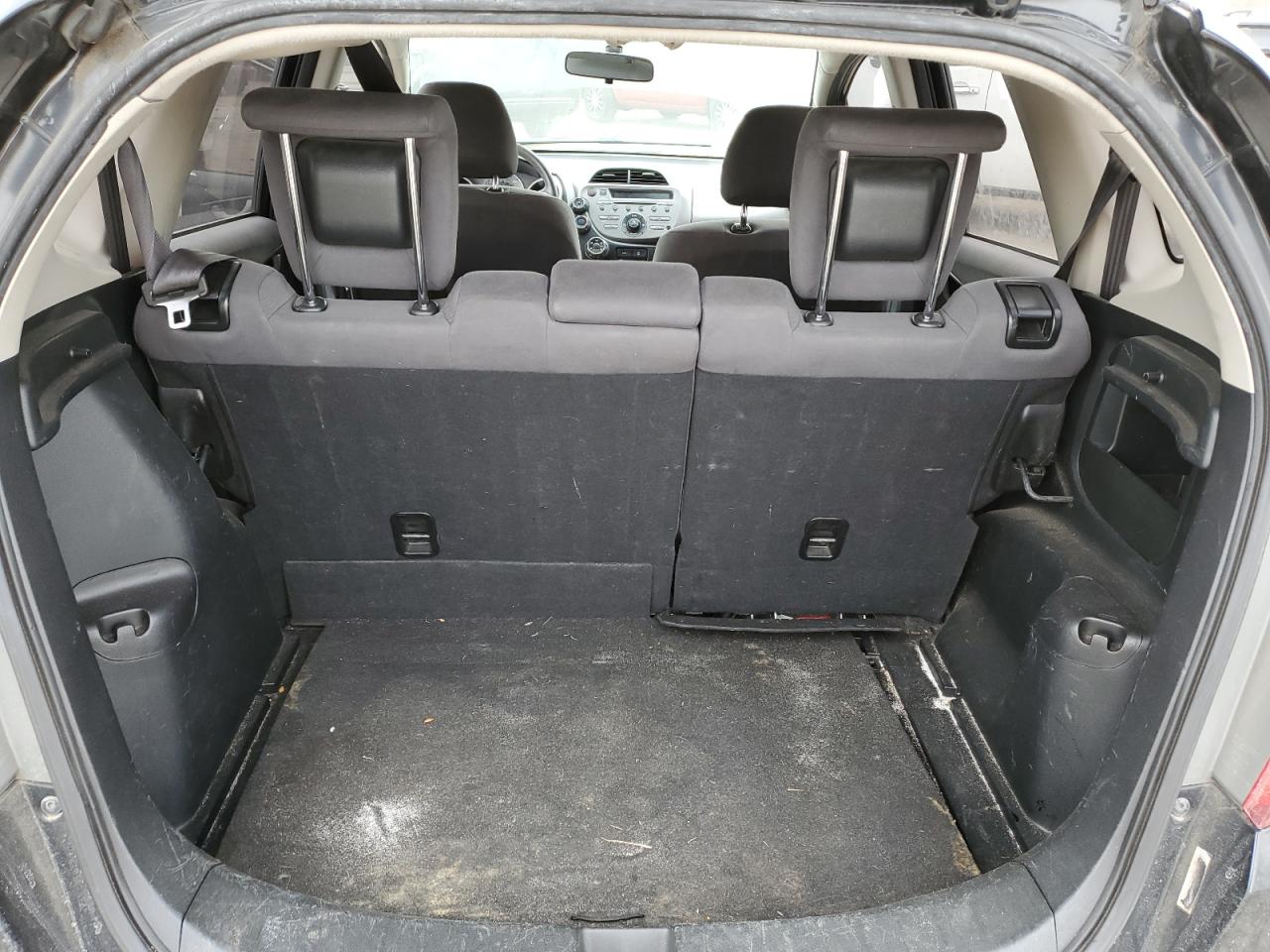 2013 Honda Fit - Image 6