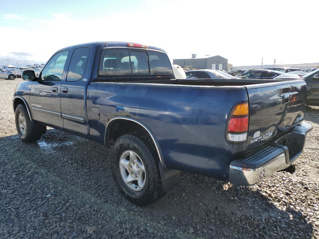 2004 Toyota Tundra - Image 2