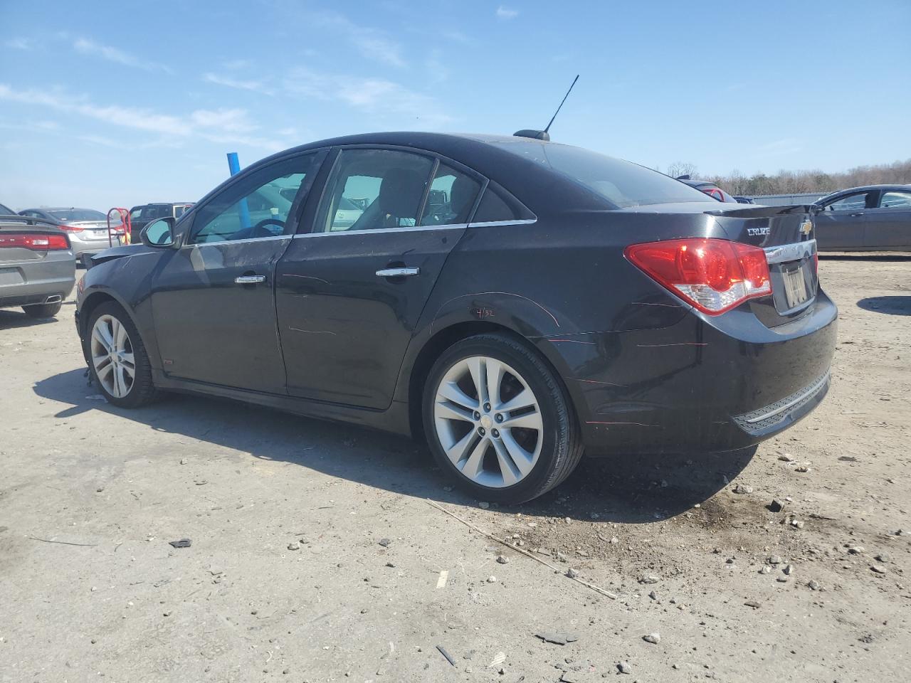 2015 Chevrolet Cruze - Image 2
