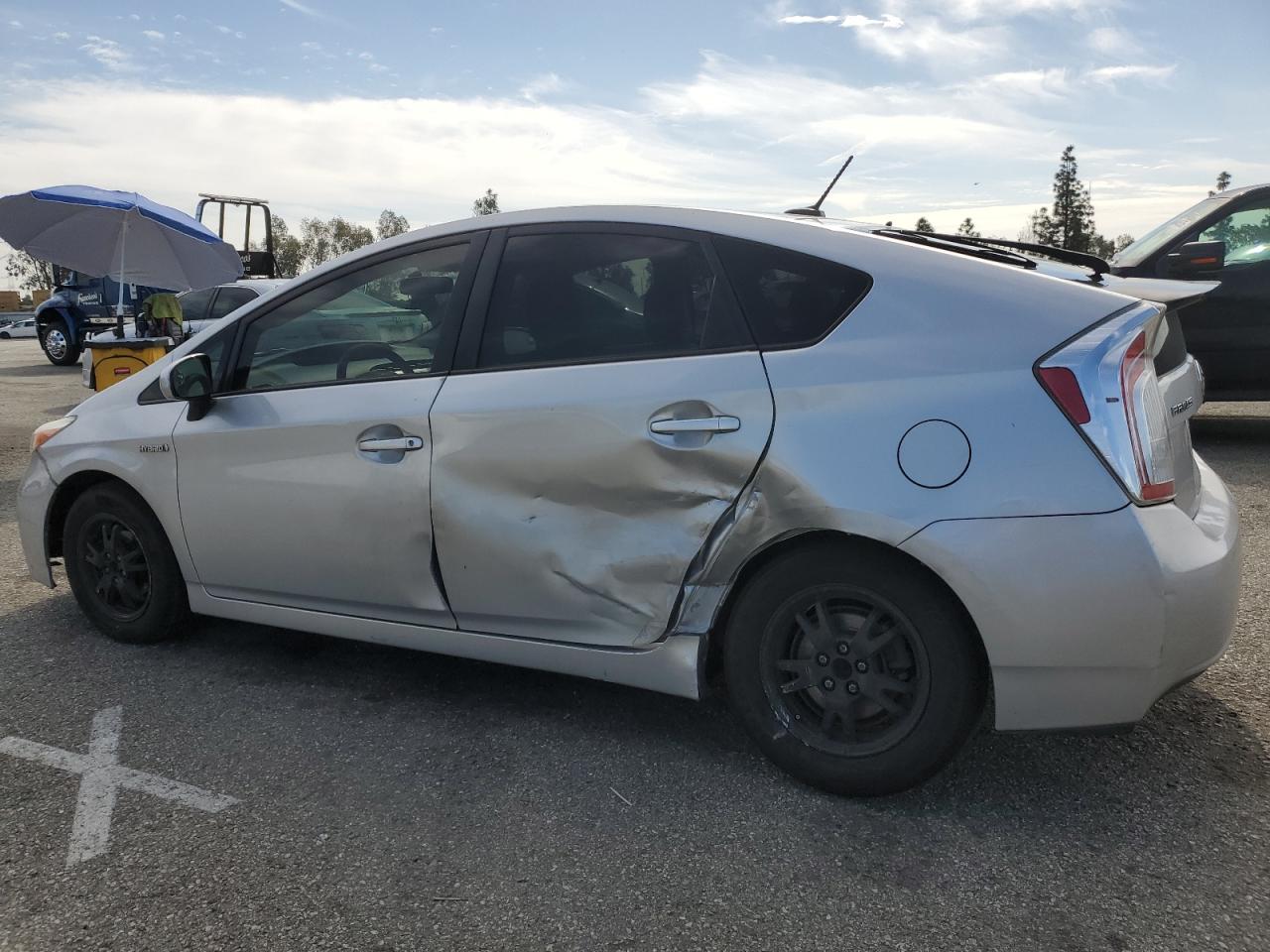 2015 Toyota Prius - Image 2