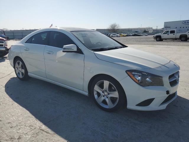  MERCEDES-BENZ CLA-CLASS 2015 Biały