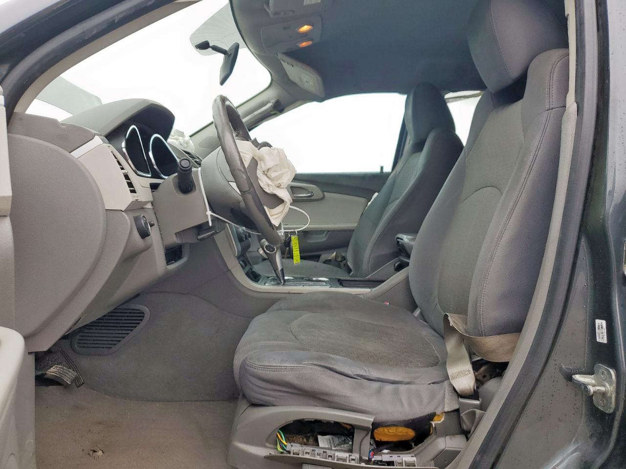 2011 Chevrolet Traverse - Image 7