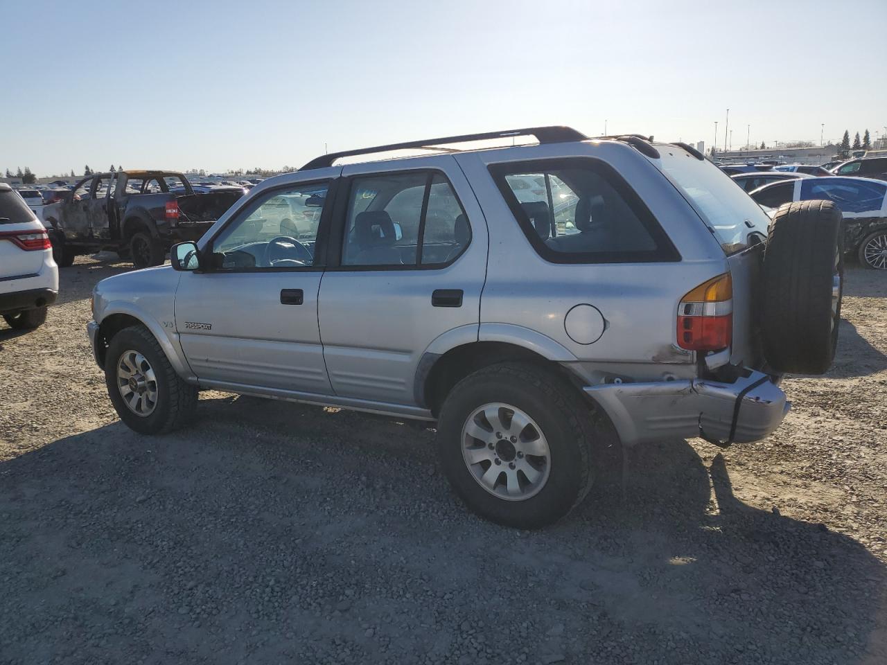1999 Honda Passport - Image 2