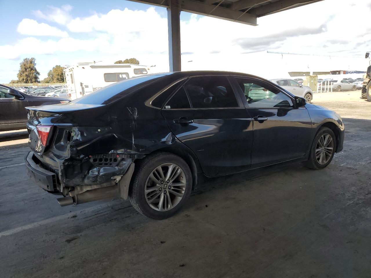 2016 Toyota Camry - Image 3