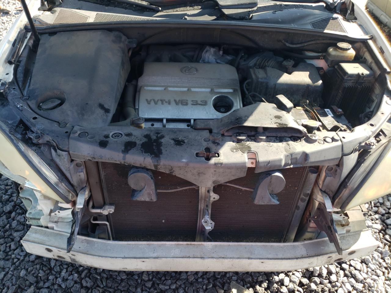 2005 Lexus RX - Image 12