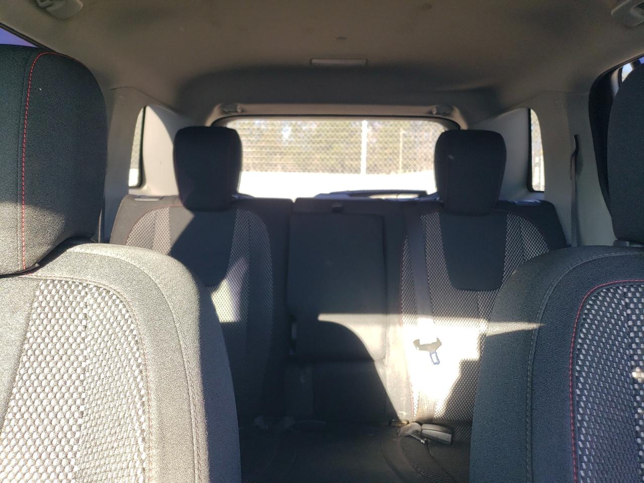 2016 GMC Terrain - Image 10