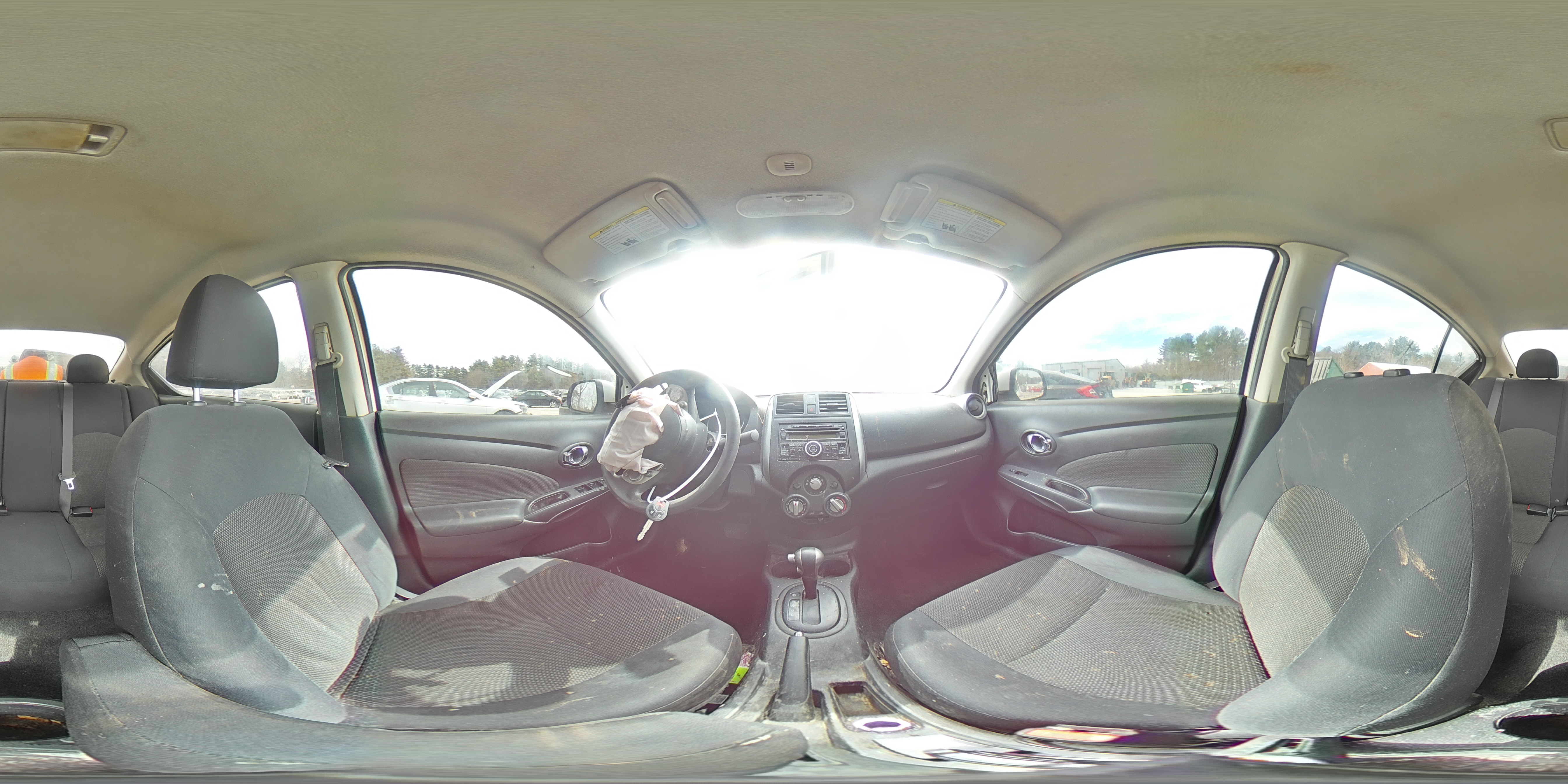 2013 Nissan Versa - Image 13