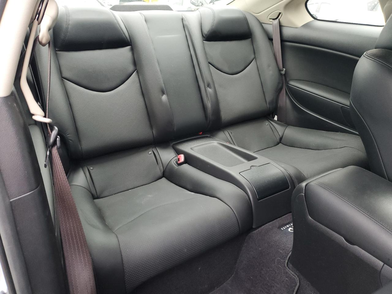 2013 Infiniti G - Image 10