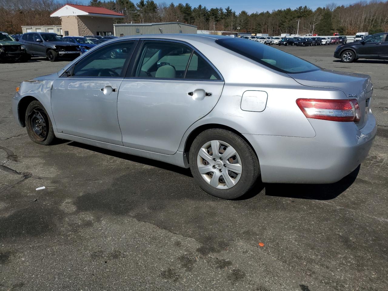 2011 Toyota Camry - Image 2