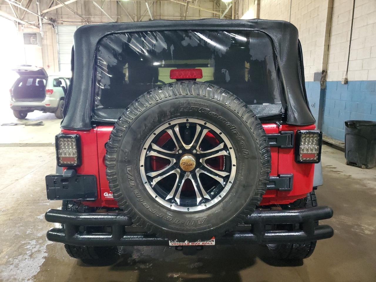 2009 Jeep Wrangler - Image 6