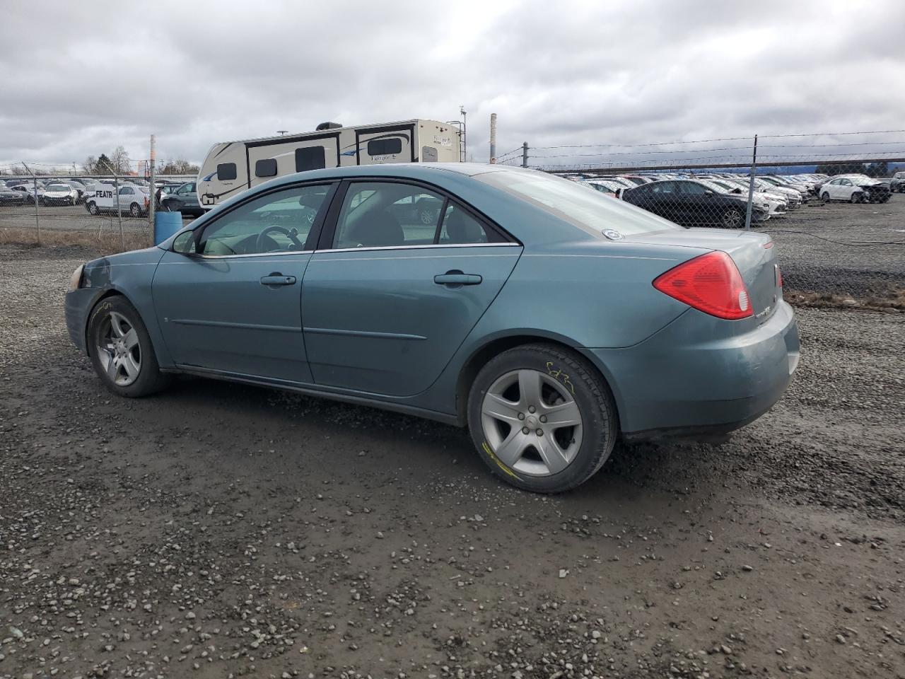 2009 Pontiac G6 - Image 2