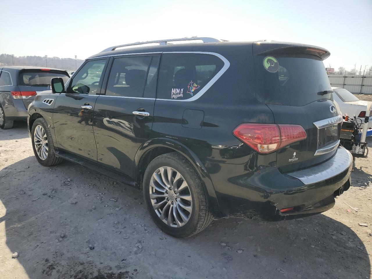 2017 Infiniti QX80 - Image 2