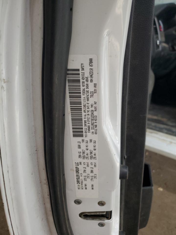 2014 RAM 1500 - Image 12
