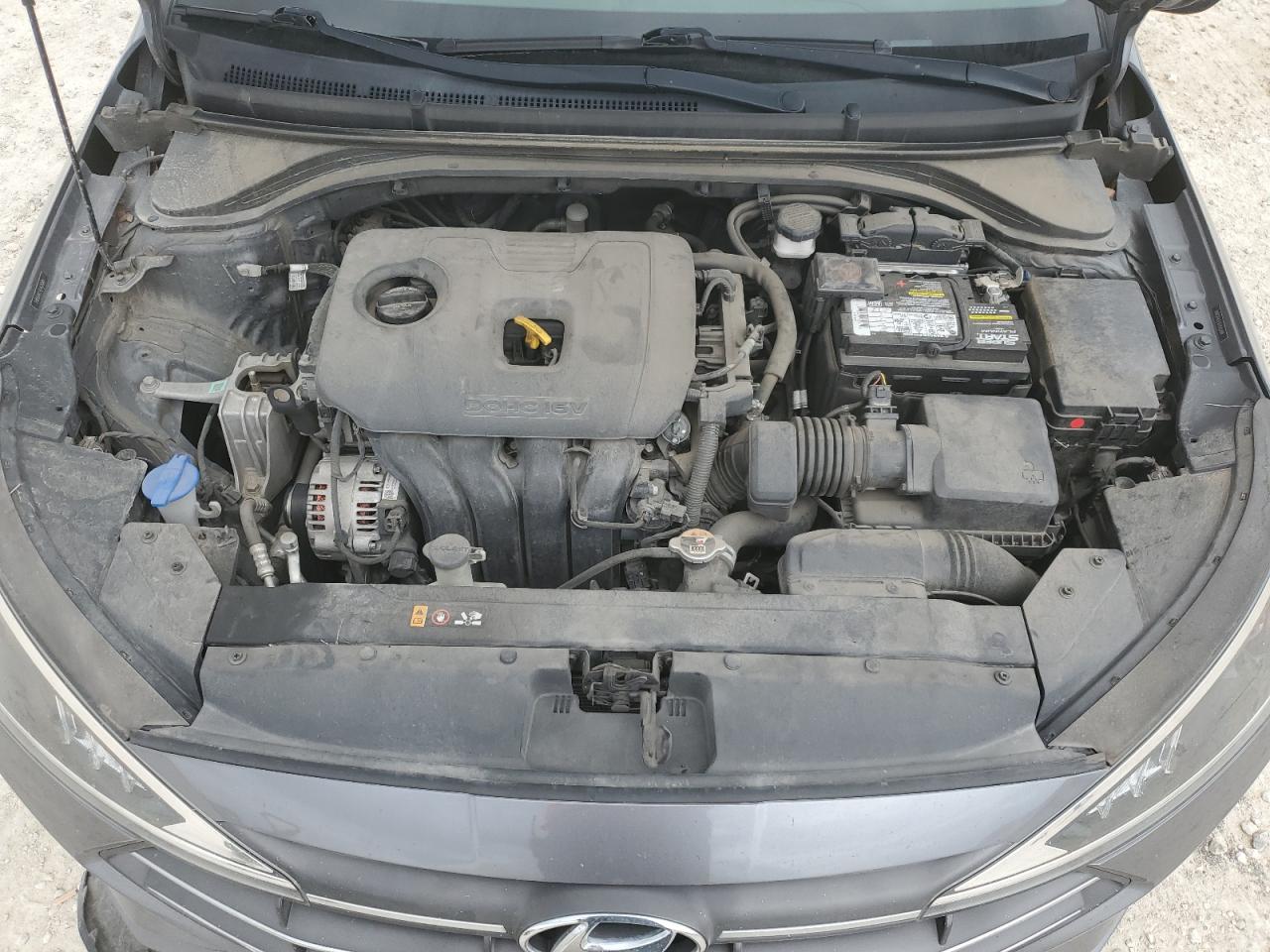2020 Hyundai Elantra - Image 11