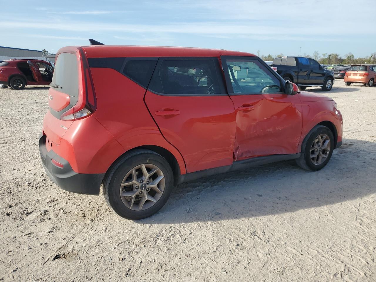 2022 Kia Soul - Image 3