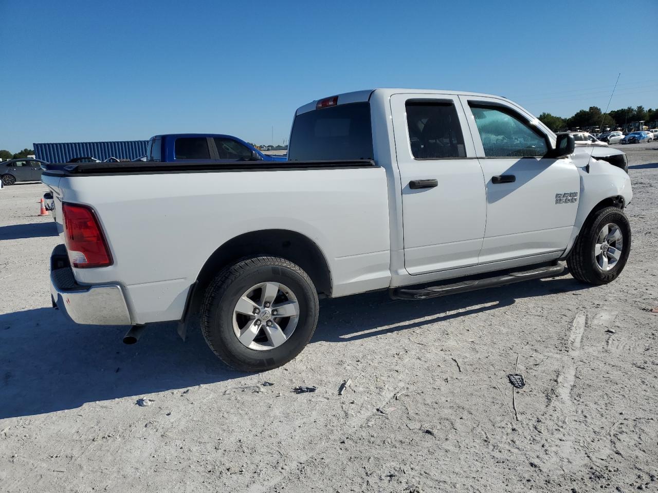 2017 RAM 1500 - Image 3