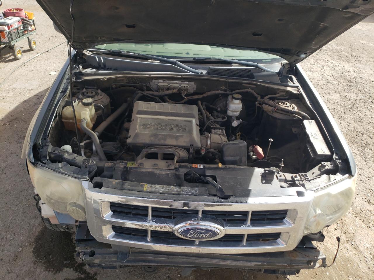 2010 Ford Escape - Image 11