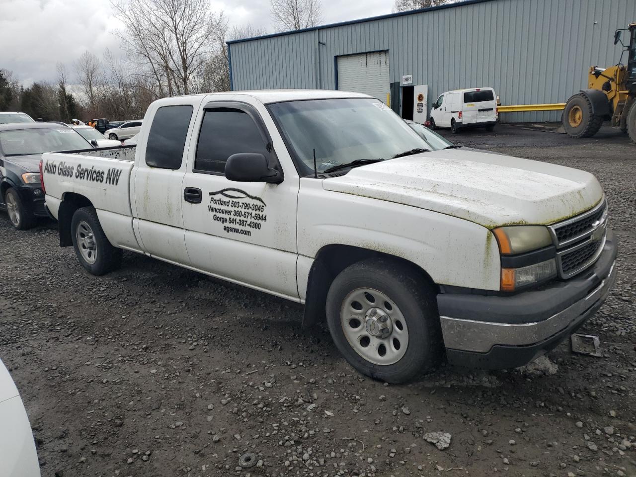 2006 Chevrolet Silverado - Image 4