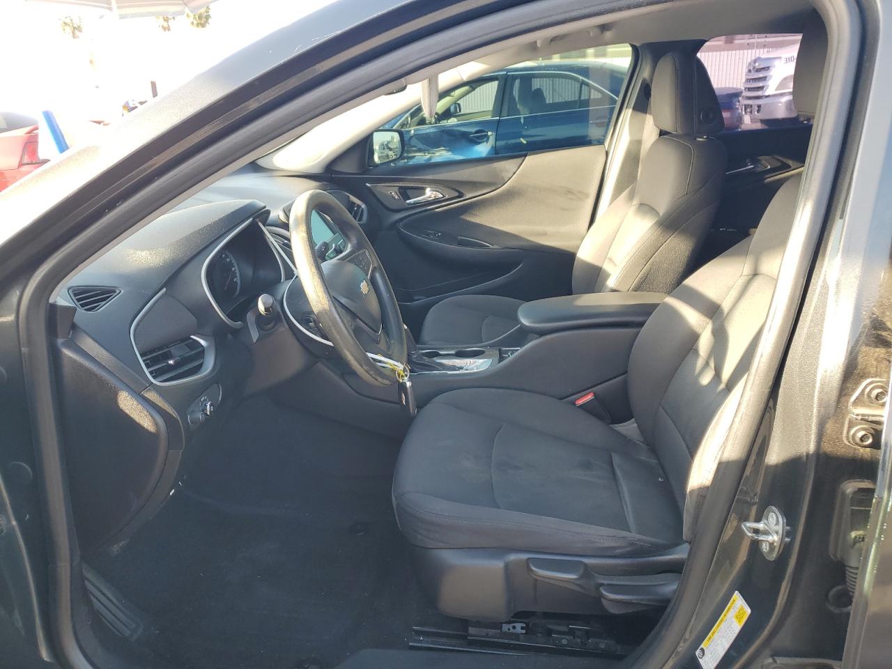 2017 Chevrolet Malibu - Image 7