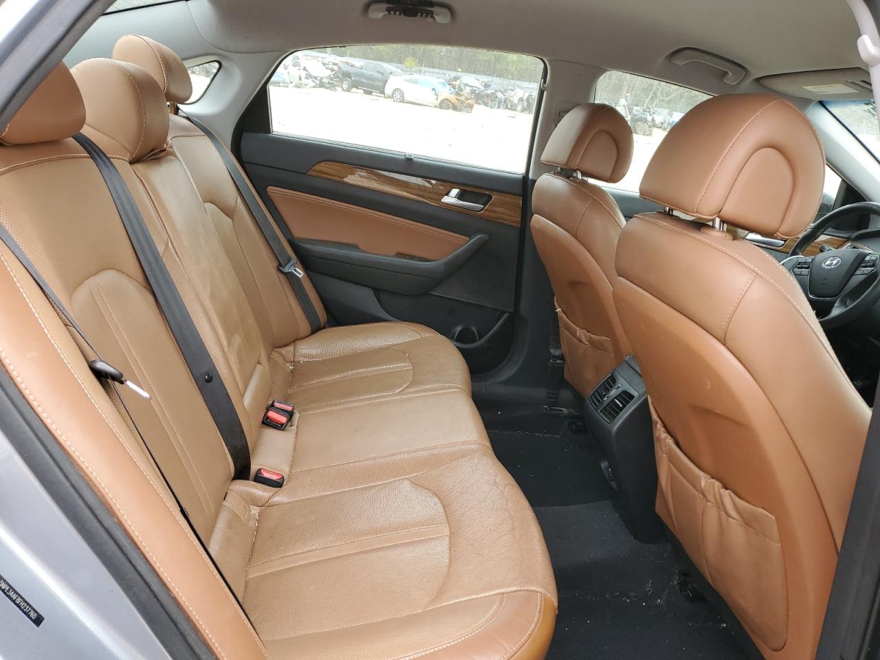 2015 Hyundai Sonata - Image 11