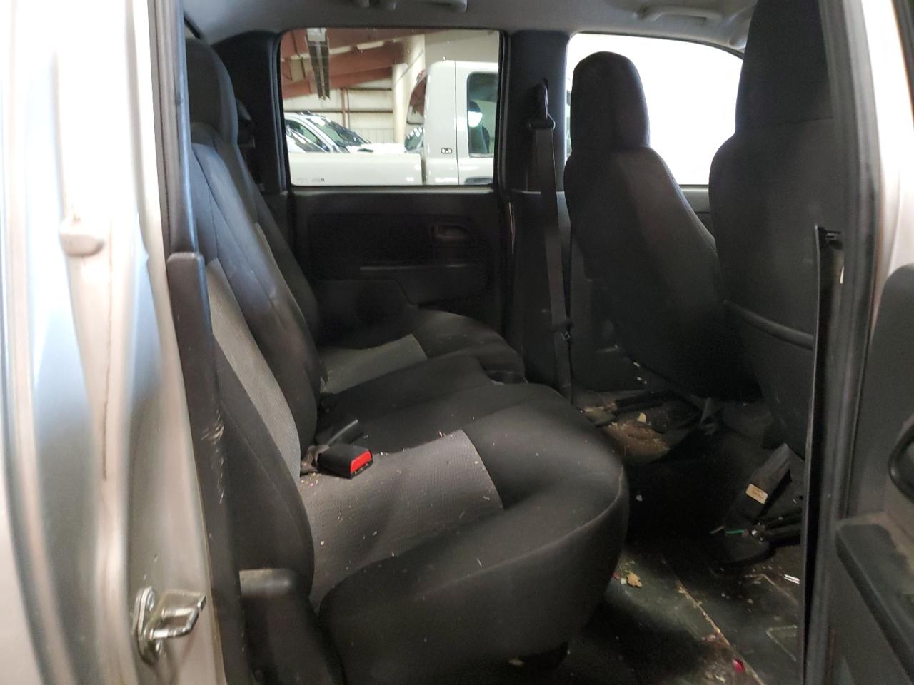 2007 Chevrolet Colorado - Image 10
