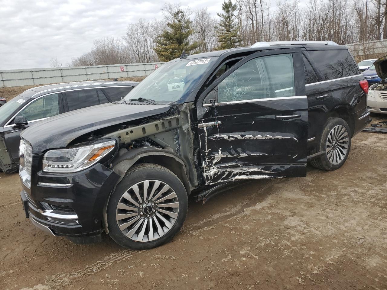 2021 Lincoln Navigator - Image 1
