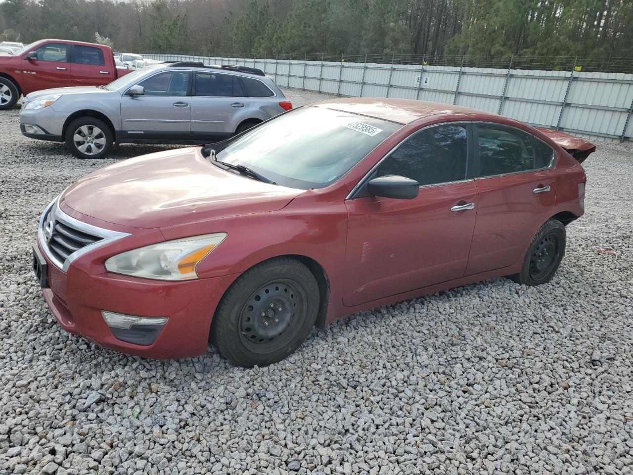 2015 Nissan Altima - Image 1