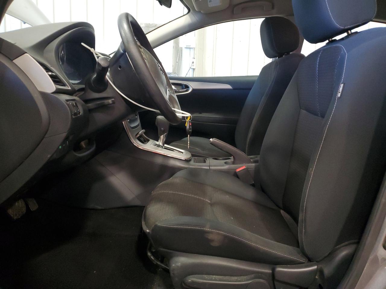 2015 Nissan Sentra - Image 7
