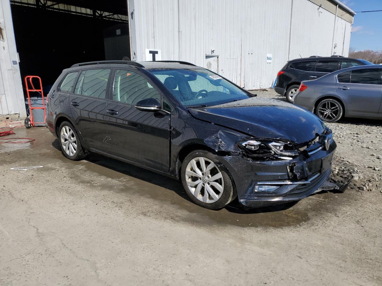 2019 Volkswagen Golf - Image 4