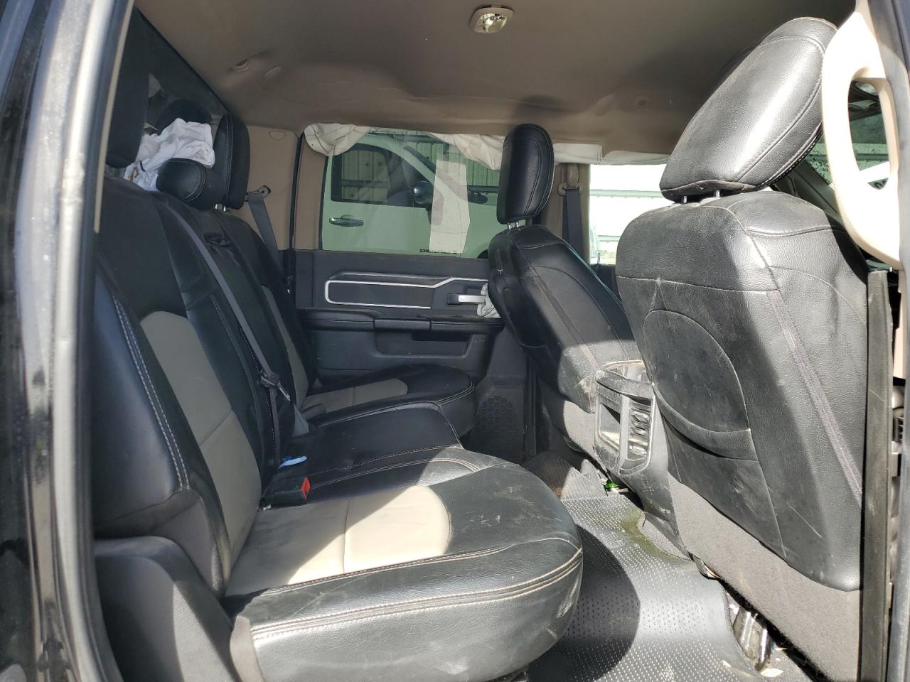 2019 RAM 3500 - Image 10