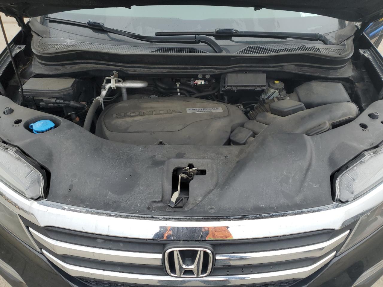 2016 Honda Pilot - Image 12