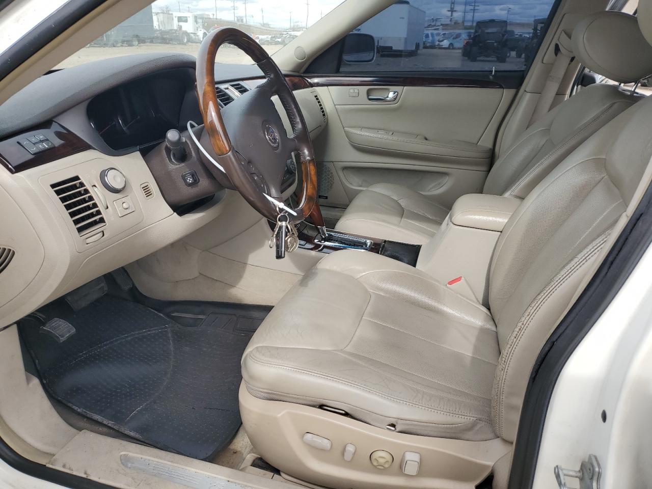 2008 Cadillac DTS - Image 7