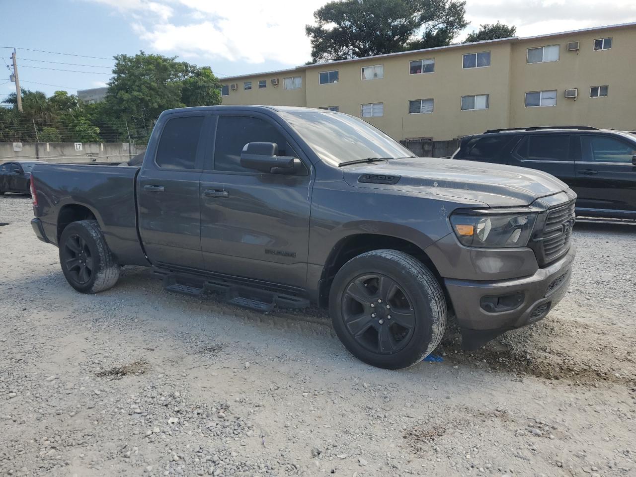 2021 RAM 1500 - Image 4