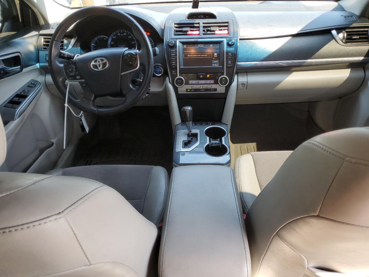 2012 Toyota Camry - Image 8