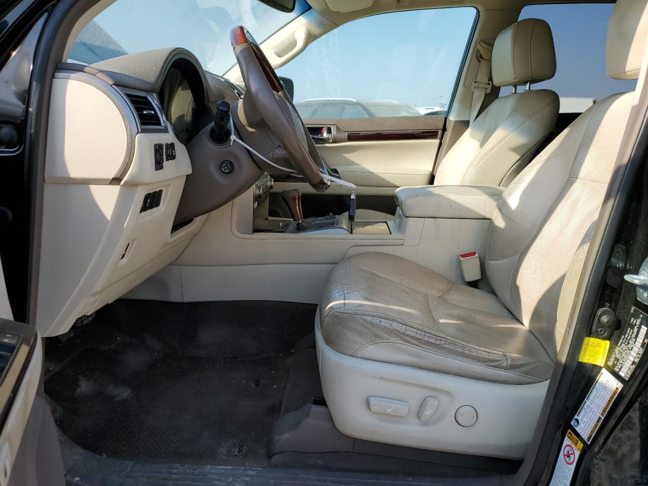 2016 Lexus GX - Image 7