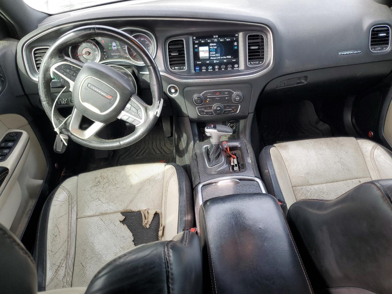 2018 Dodge Charger - Image 8