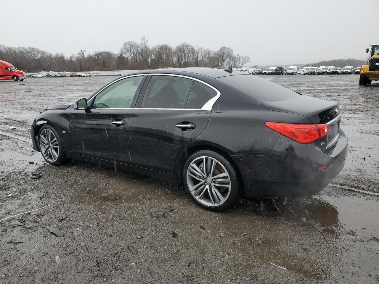 2017 Infiniti Q50 - Image 2