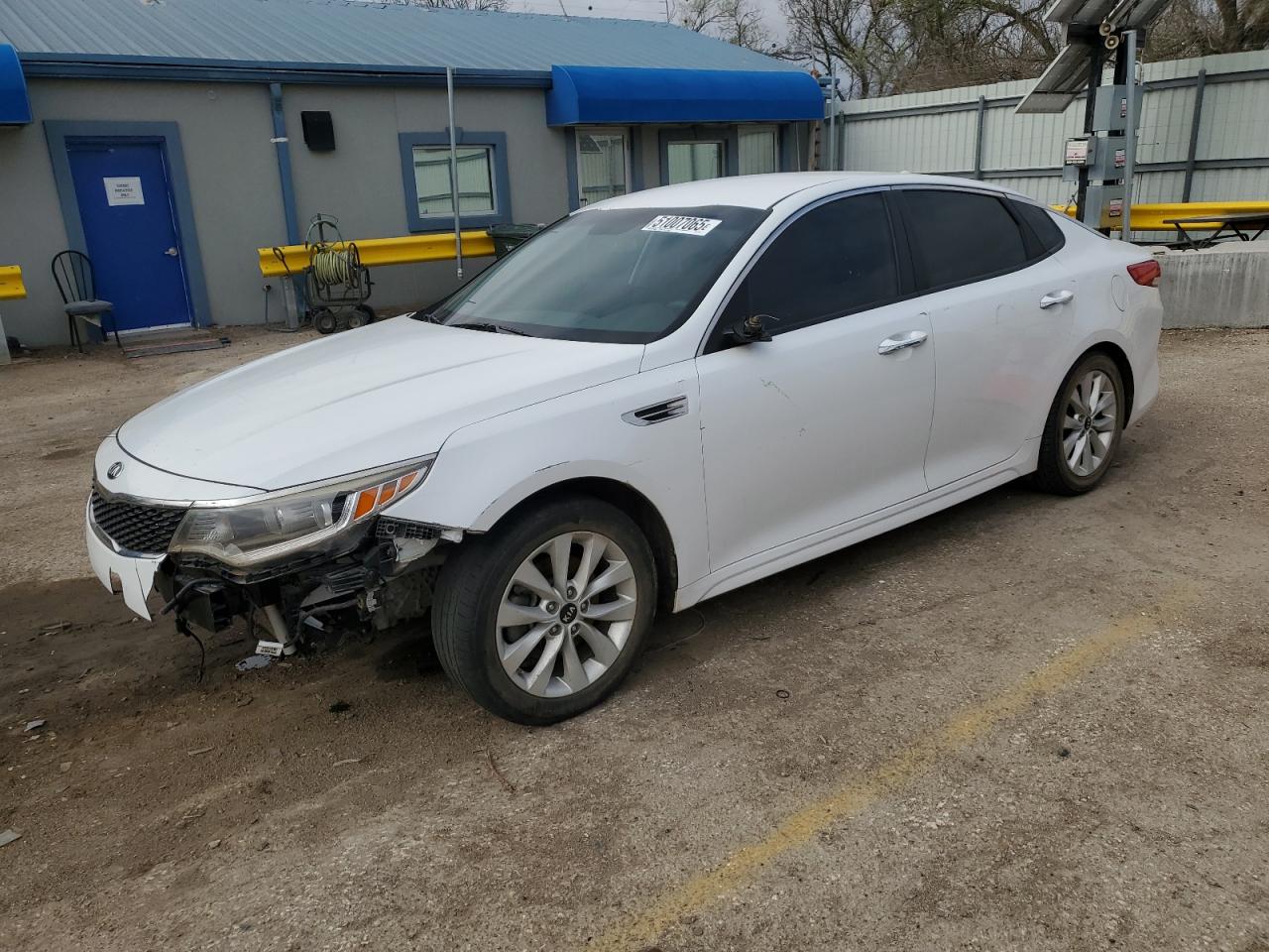 2017 Kia Optima Lx na sprzedaż w Wichita, KS - Front End